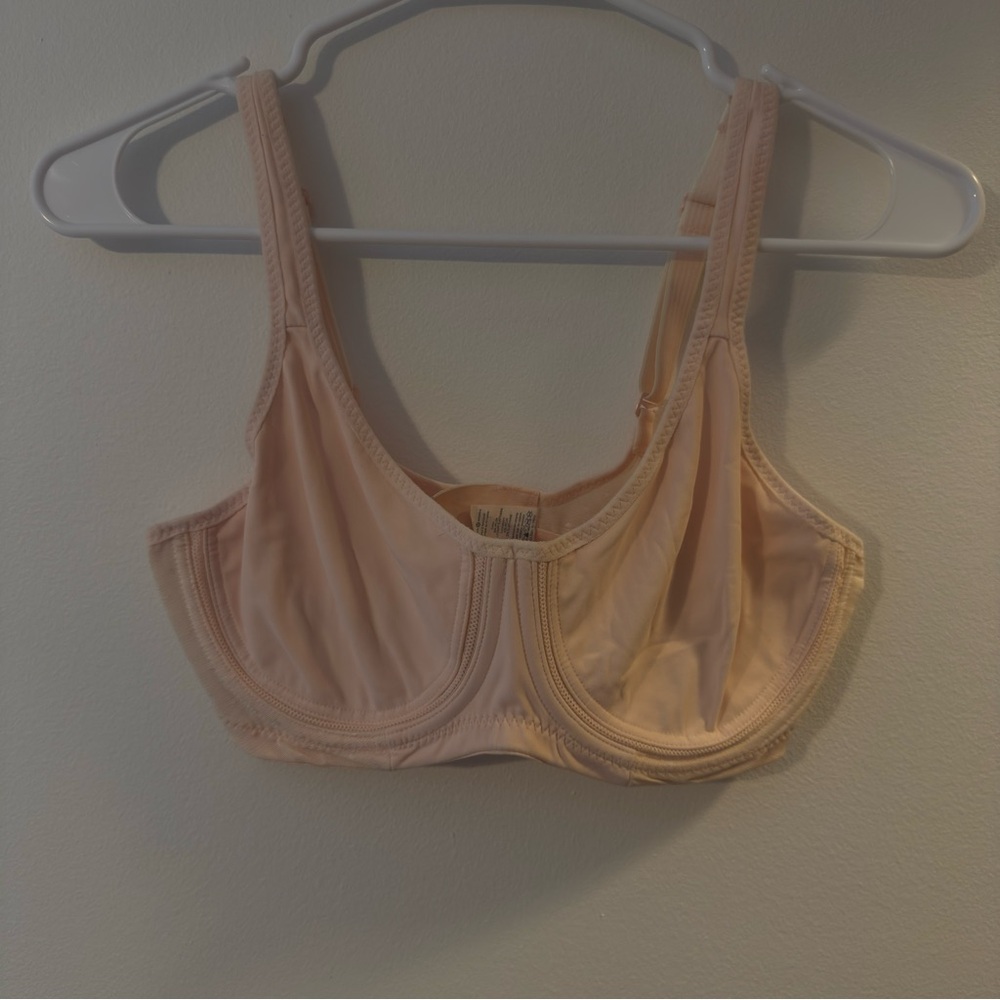 Lululemon bra